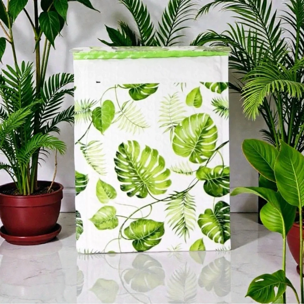Monstera 6.5" x 10" Bubble Mailers Pack of 10 - Picture 2 of 8